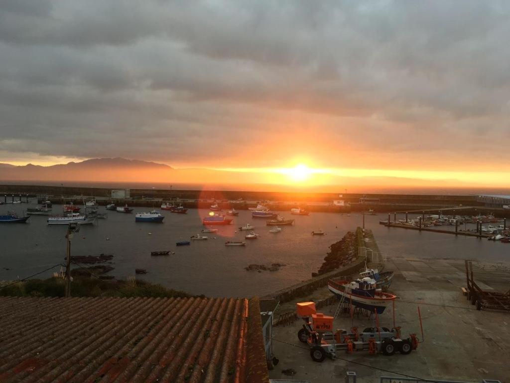 Apartamento Vista Al Puerto De Finisterre Eksteriør billede